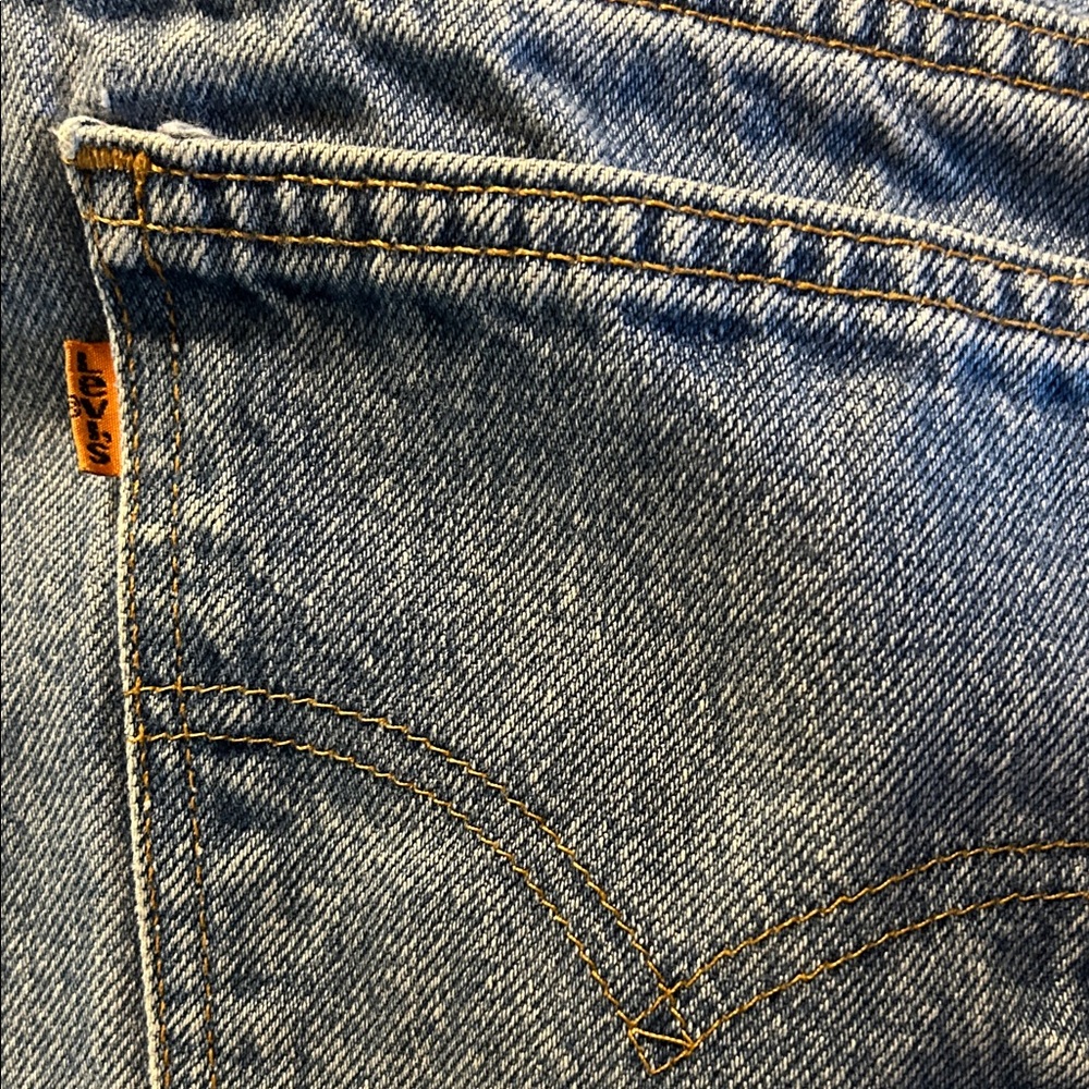 Levi's Relaxed Fit Blue Jeans for Men - Picture 7 of 8